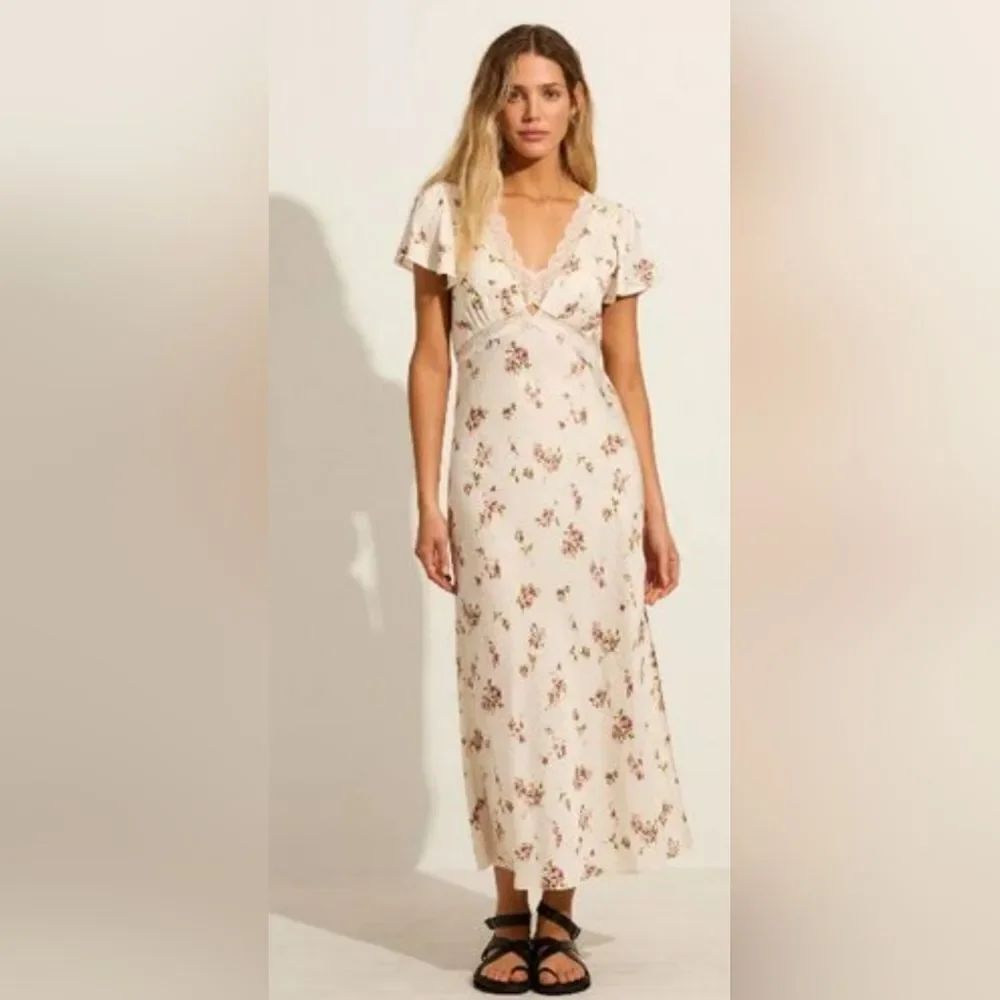 NWT oIivaceous Charlo Satin + Lace Midi Dress size L